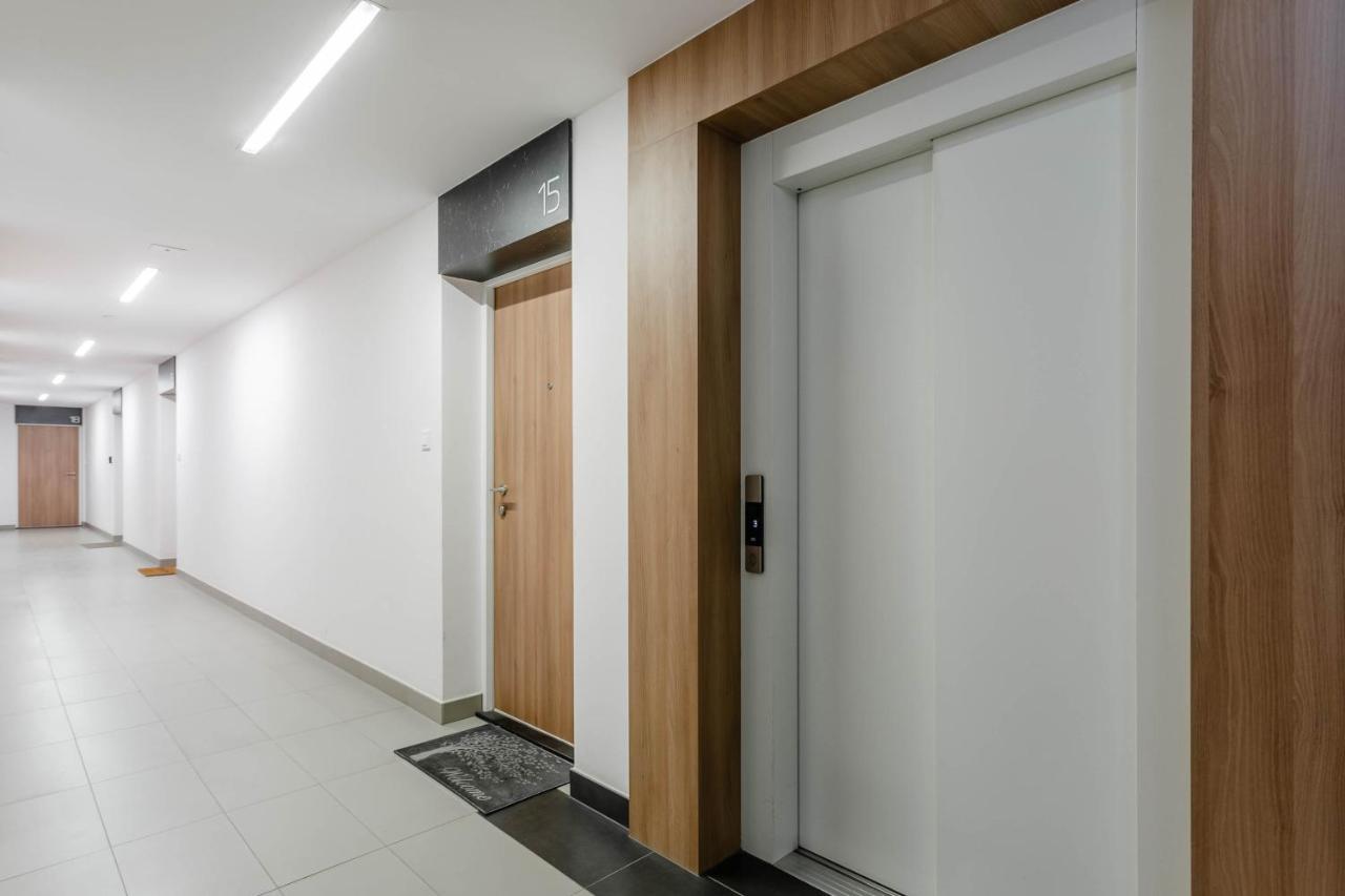 Chill Apartments Airport Ursynow 华沙 外观 照片
